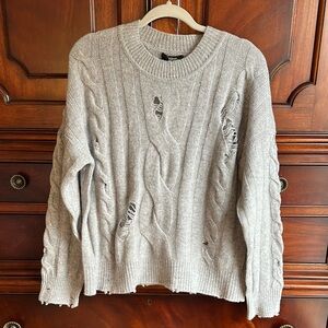 Cozy Cable Knit Sweater - Gray